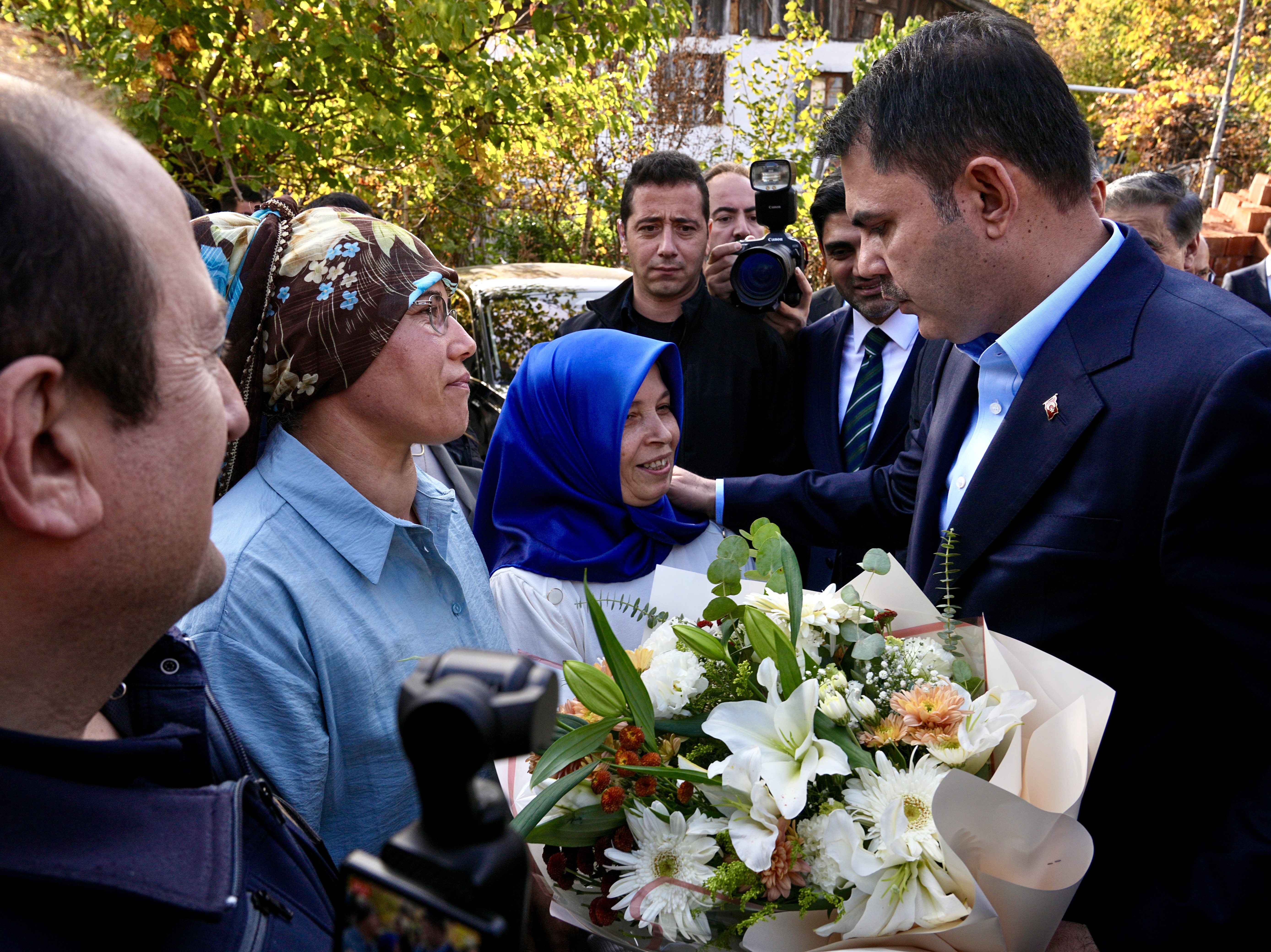 ORMAN YANGININDAN ETKİLENEN KARABÜK’ÜN KAMIŞ KÖYÜ’NDE TEMEL ATMA TÖRENİ
