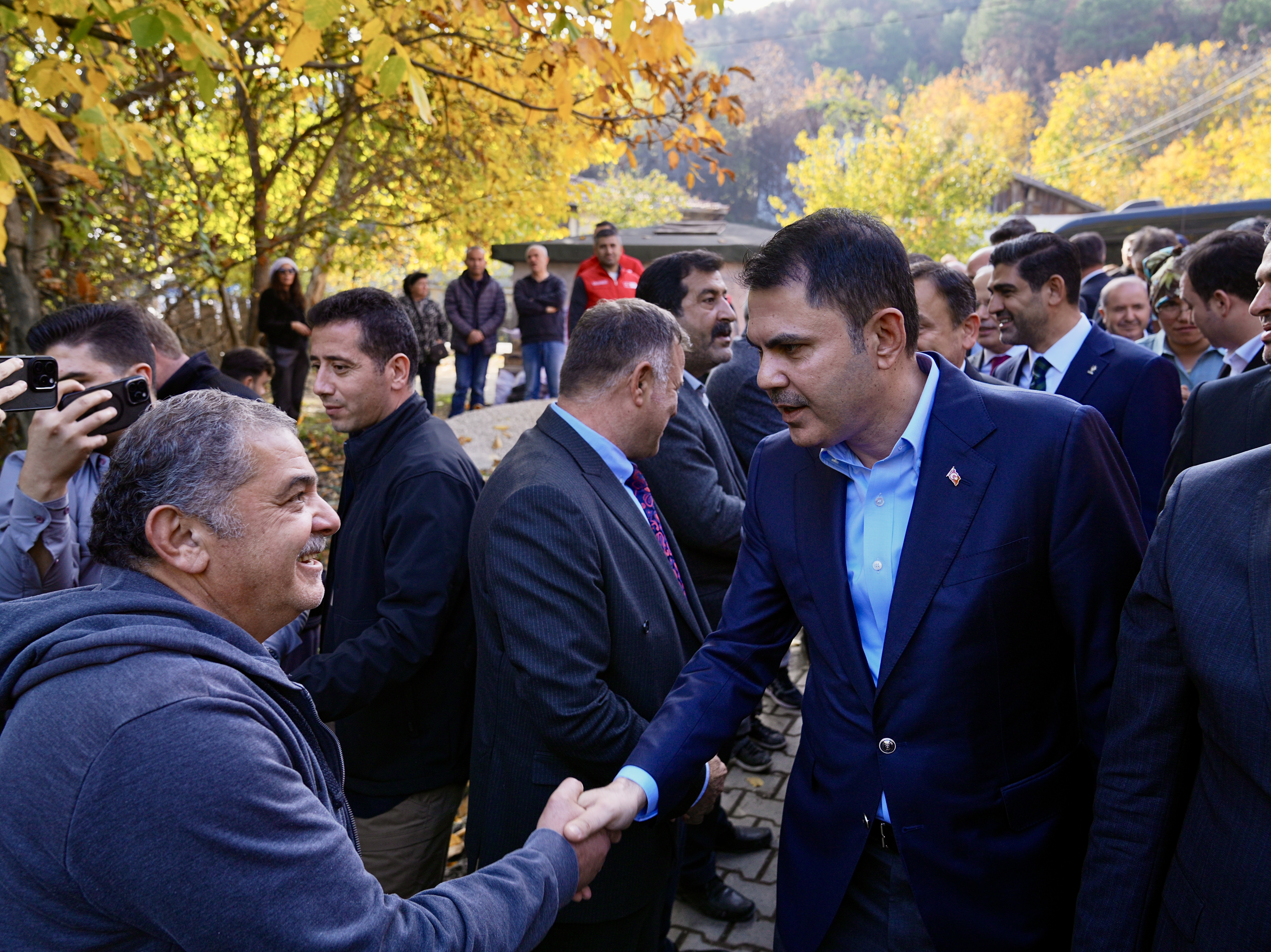 ORMAN YANGININDAN ETKİLENEN KARABÜK’ÜN KAMIŞ KÖYÜ’NDE TEMEL ATMA TÖRENİ