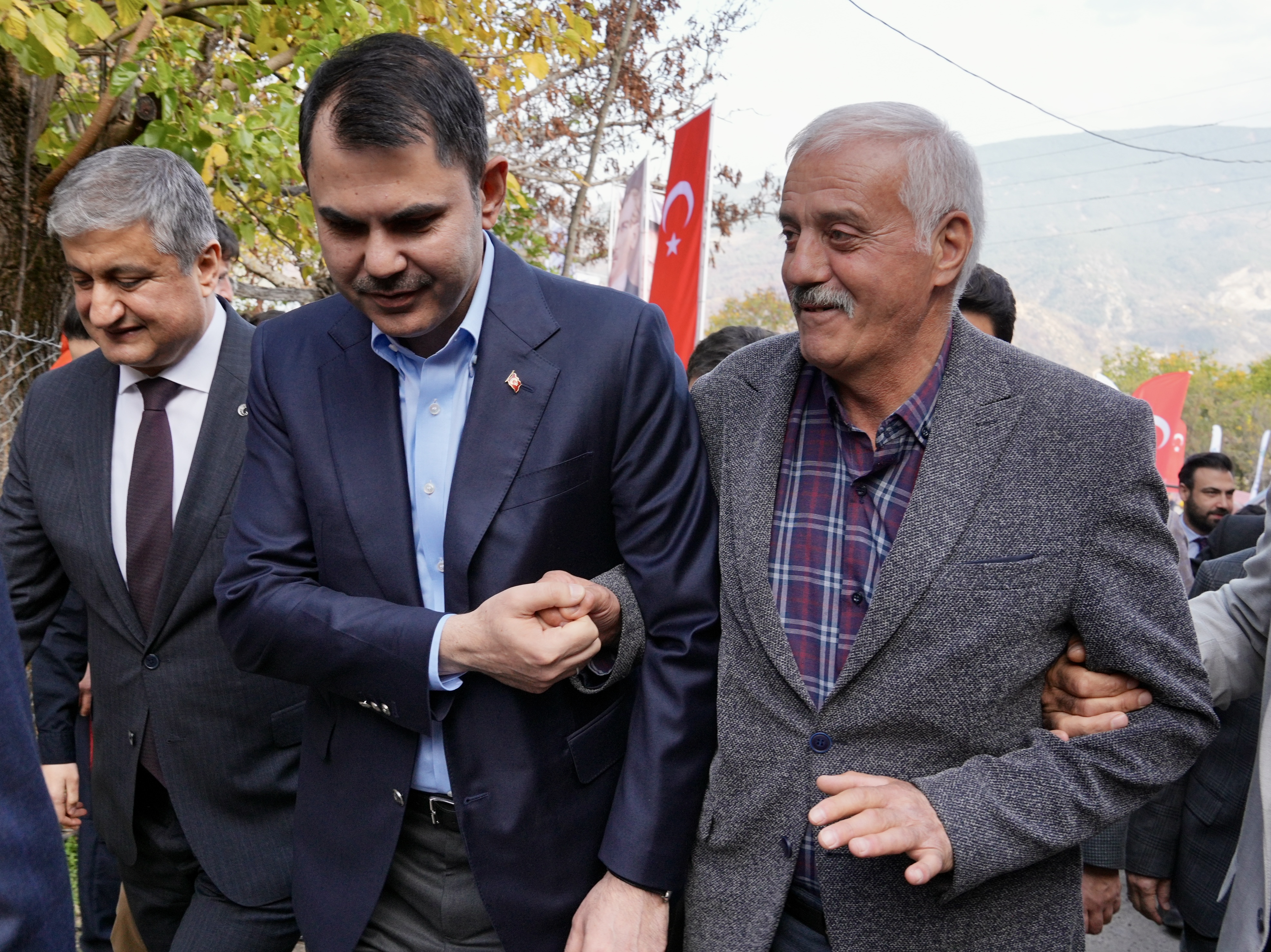 ORMAN YANGININDAN ETKİLENEN KARABÜK’ÜN KAMIŞ KÖYÜ’NDE TEMEL ATMA TÖRENİ