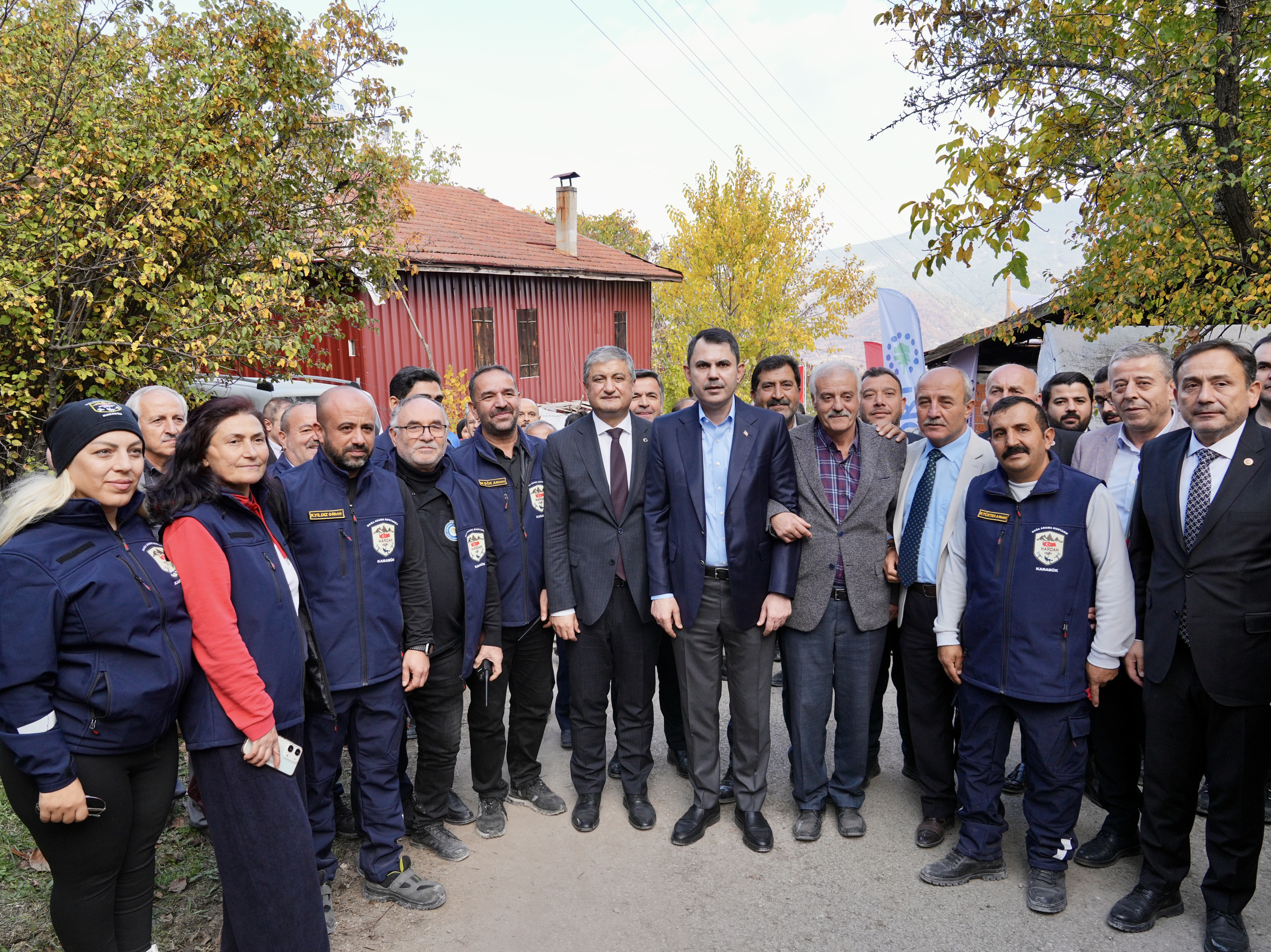 ORMAN YANGININDAN ETKİLENEN KARABÜK’ÜN KAMIŞ KÖYÜ’NDE TEMEL ATMA TÖRENİ