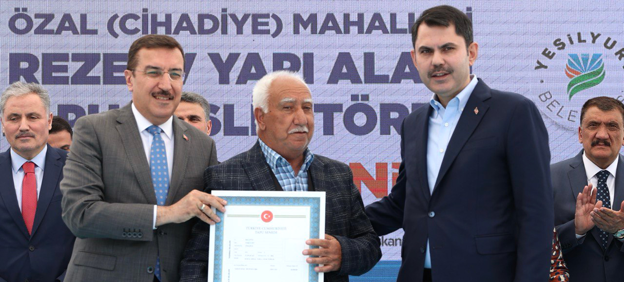 ÖZAL MAHALLESİ REZERV YAPI ALANI TAPU TESLİM TÖRENİ İLE  100. YIL MİLLET BAHÇESİ TEMEL ATMA VE İLK FİDAN DİKİM TÖRENİ