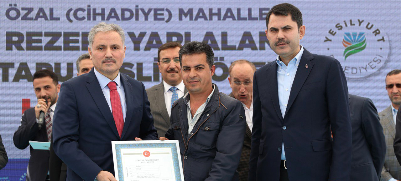 ÖZAL MAHALLESİ REZERV YAPI ALANI TAPU TESLİM TÖRENİ İLE  100. YIL MİLLET BAHÇESİ TEMEL ATMA VE İLK FİDAN DİKİM TÖRENİ