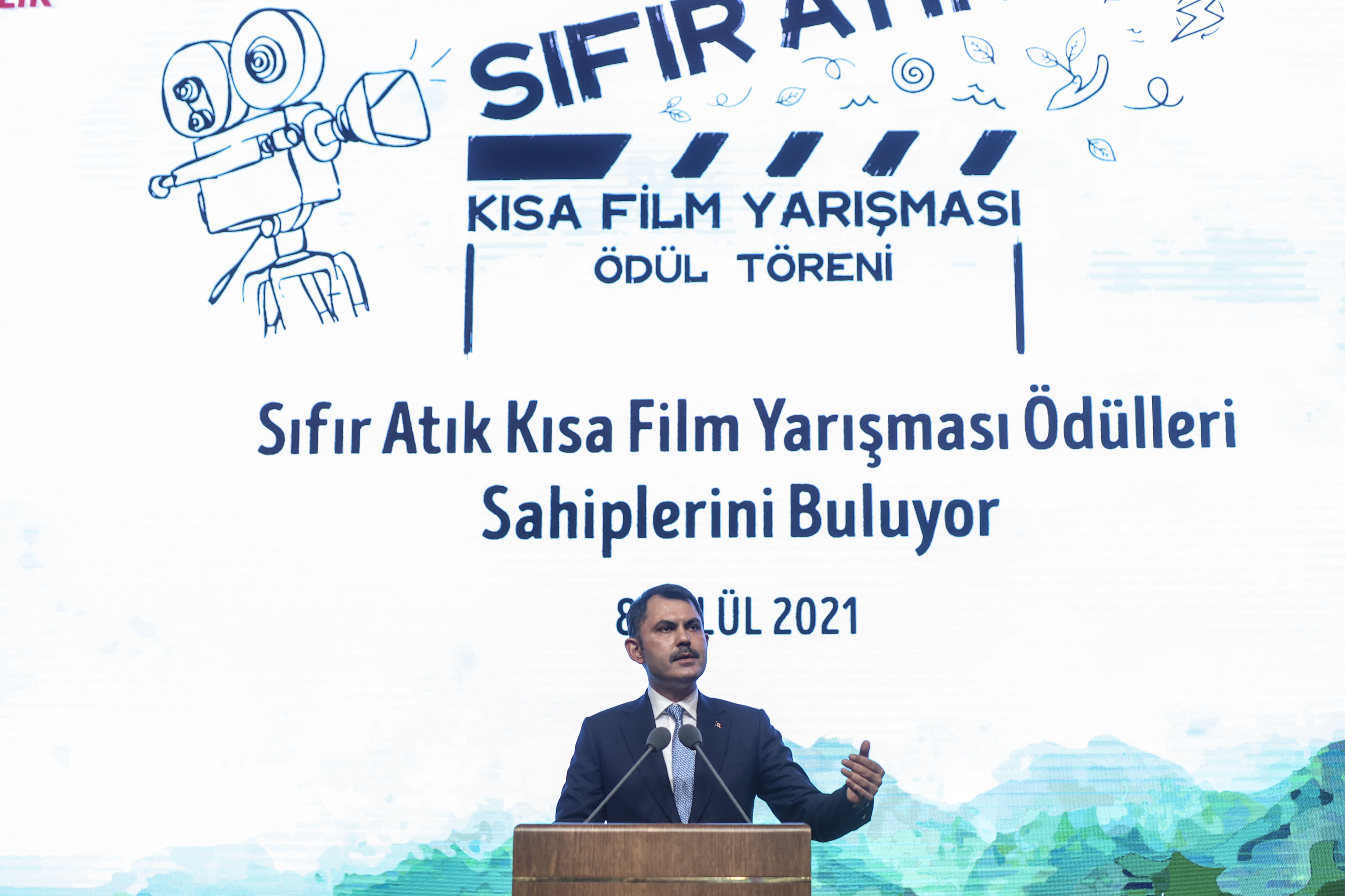 SIFIR ATIK KISA FİLM YARIŞMASI'NDA ÖDÜLLER SAHİPLERİNİ BULDU