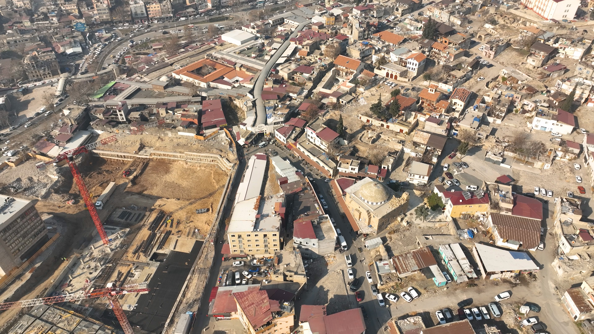 TARİHİ KAPALI ÇARŞI YENİDEN AYAĞA KALKIYOR