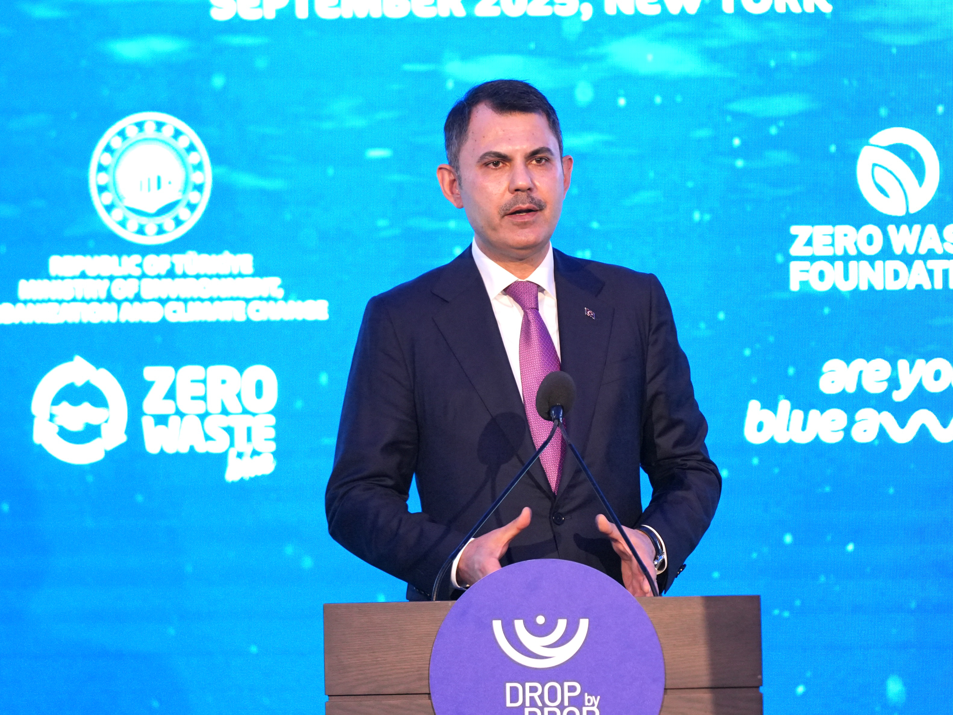 TÜRKİYE’DEN NEW YORK’TA “SIFIR ATIK MAVİ – DAMLA DAMLA” SERGİSİ