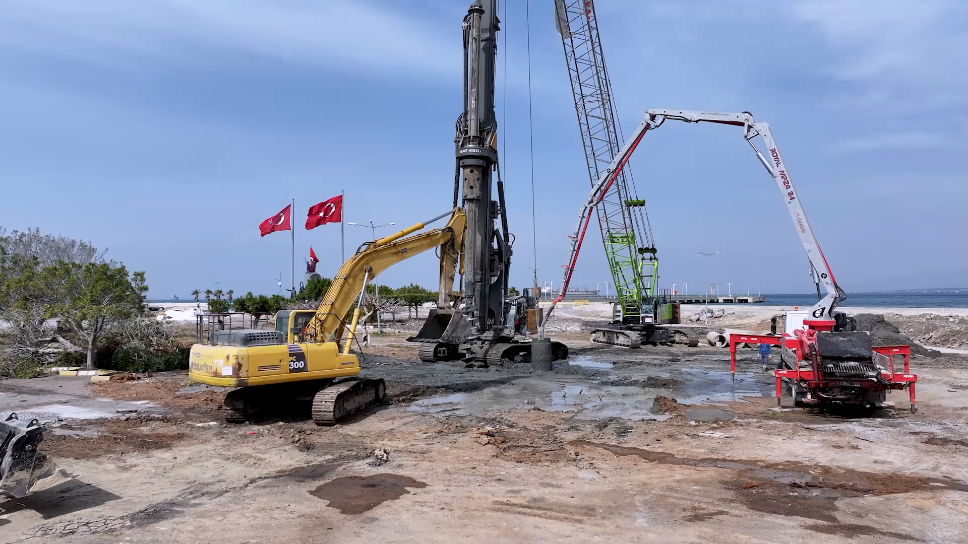 TÜRKİYE’NİN EN BÜYÜK SAHİL DÜZENLEMESİNDE ÇALIŞMALAR HIZLANDI