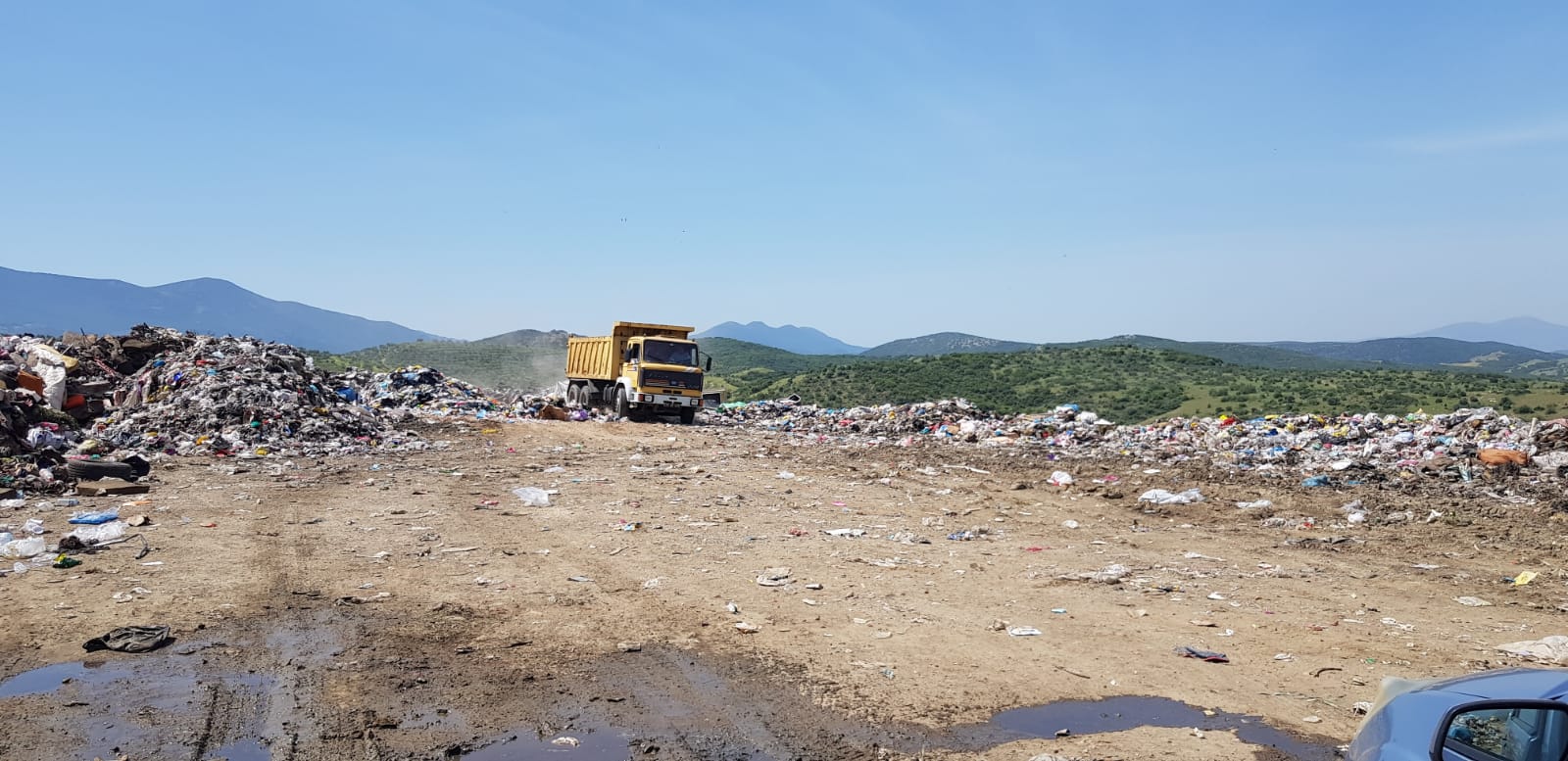 VAHŞİ DEPOLAMA YAPAN İZMİR BÜYÜKŞEHİR BELEDİYESİ'NE 3.7 MİLYON TL CEZA