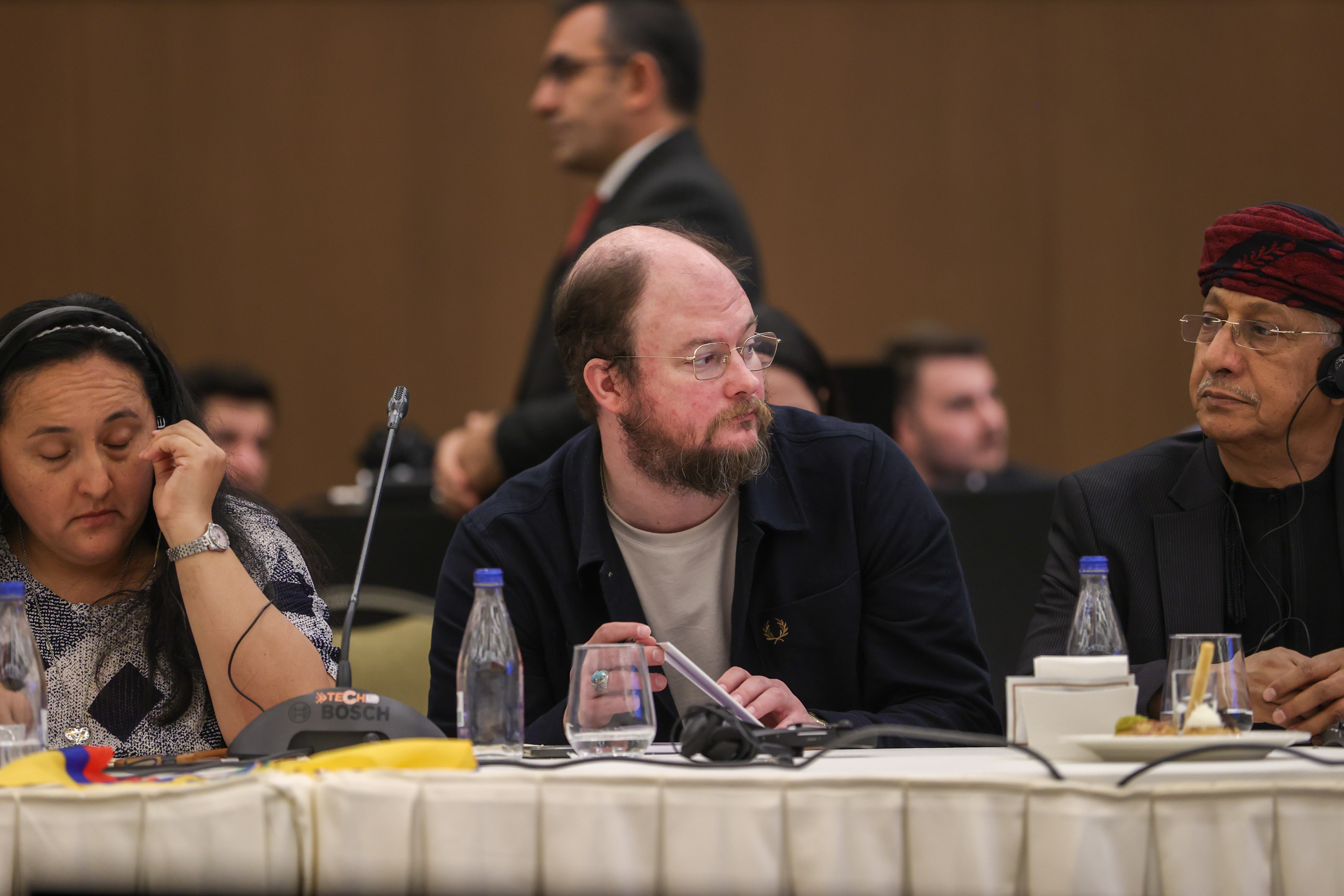 YABANCI GAZETECİLERDEN ASRIN İNŞA SEFERBERLİĞİNE ÖVGÜ