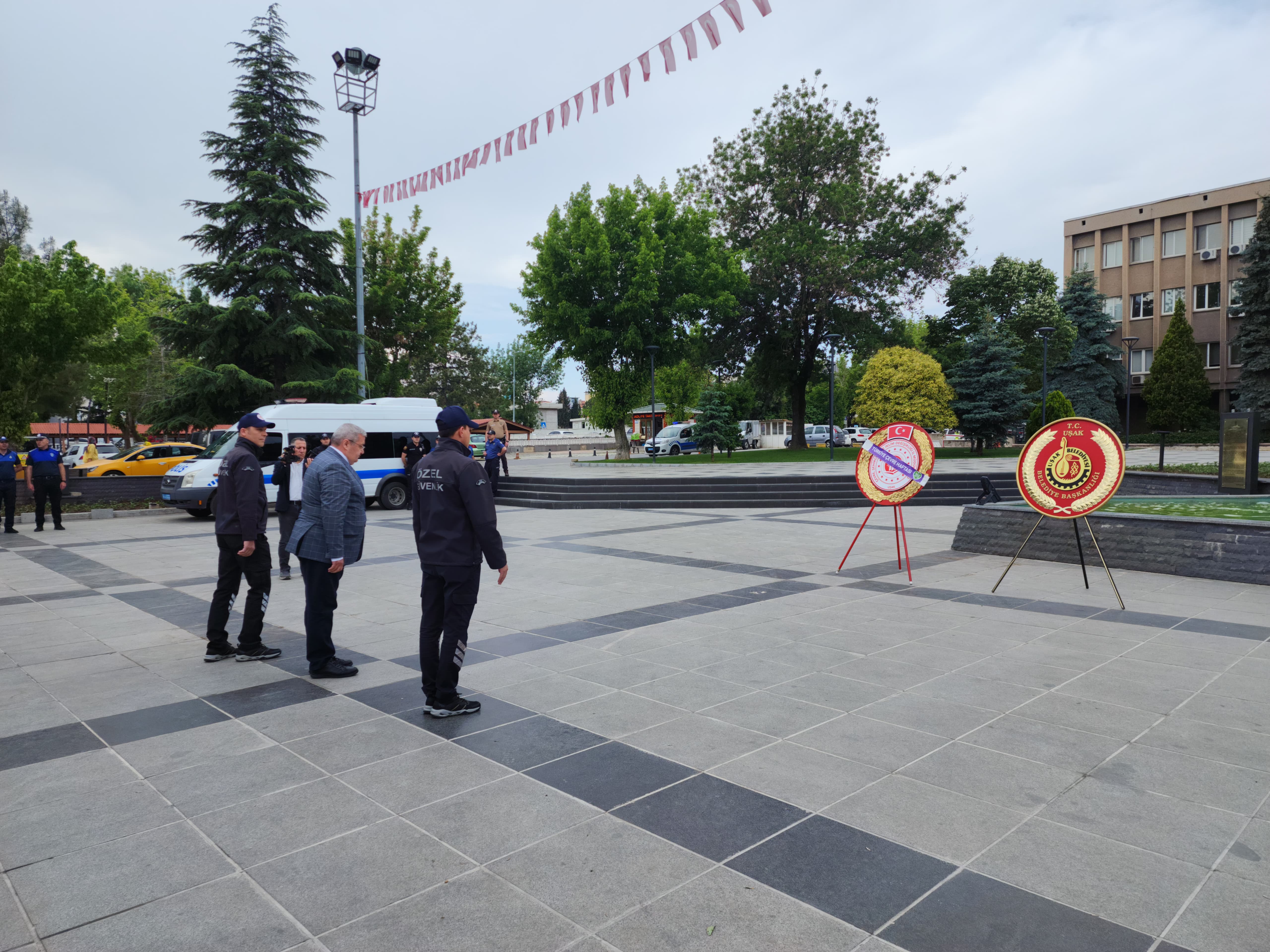 29-30 Mayıs 2025 “Türkiye Çevre Haftası” Etkinlikleri – Atatürk Anıtına Çelenk Sunma Töreni