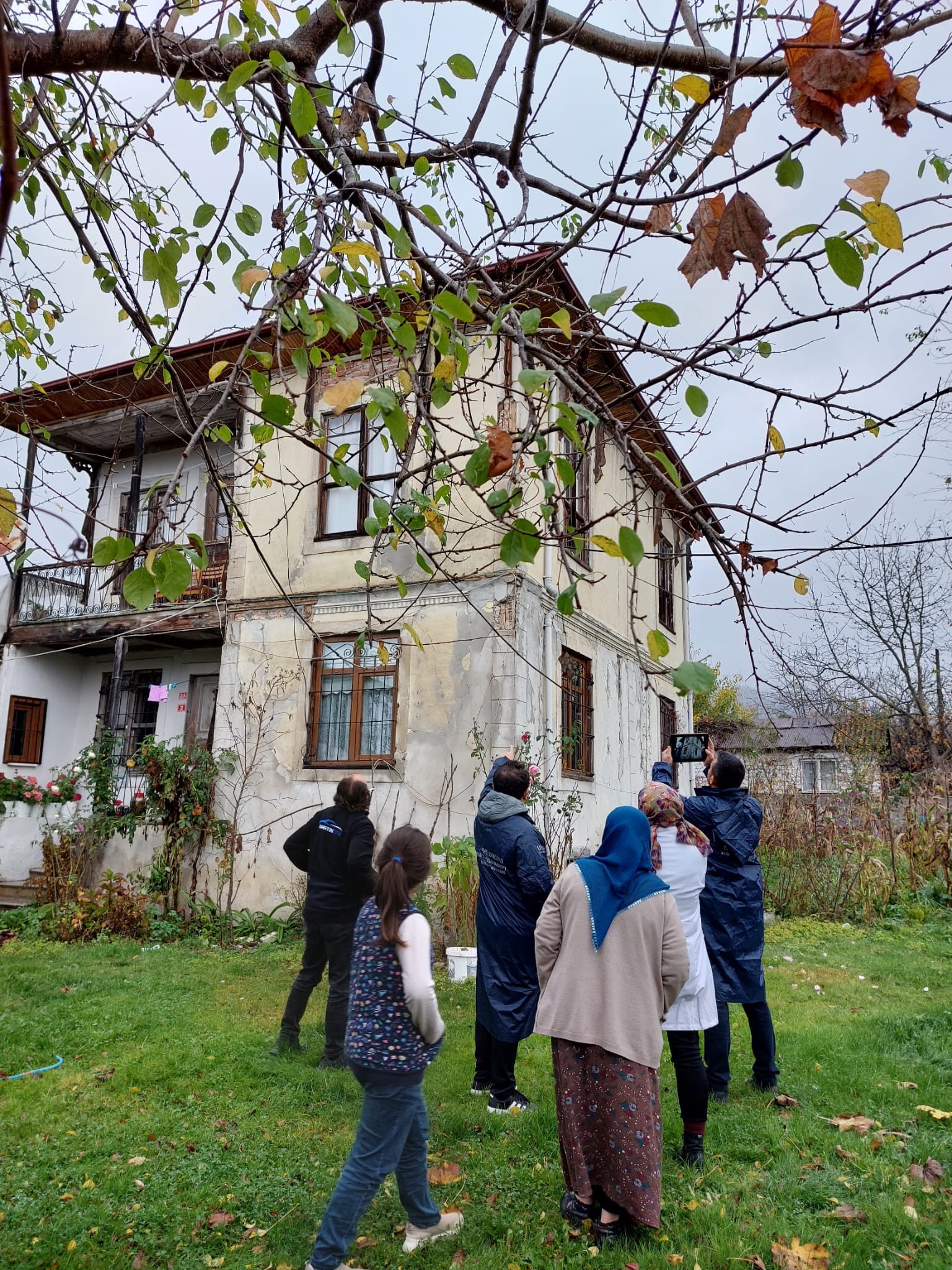 Düzce Depremi Sonrası, Hasar Tespit Çalışmalarına Katılan İl Müdürlüğümüz Ekipleri Çalışmalarını Sürdürüyor