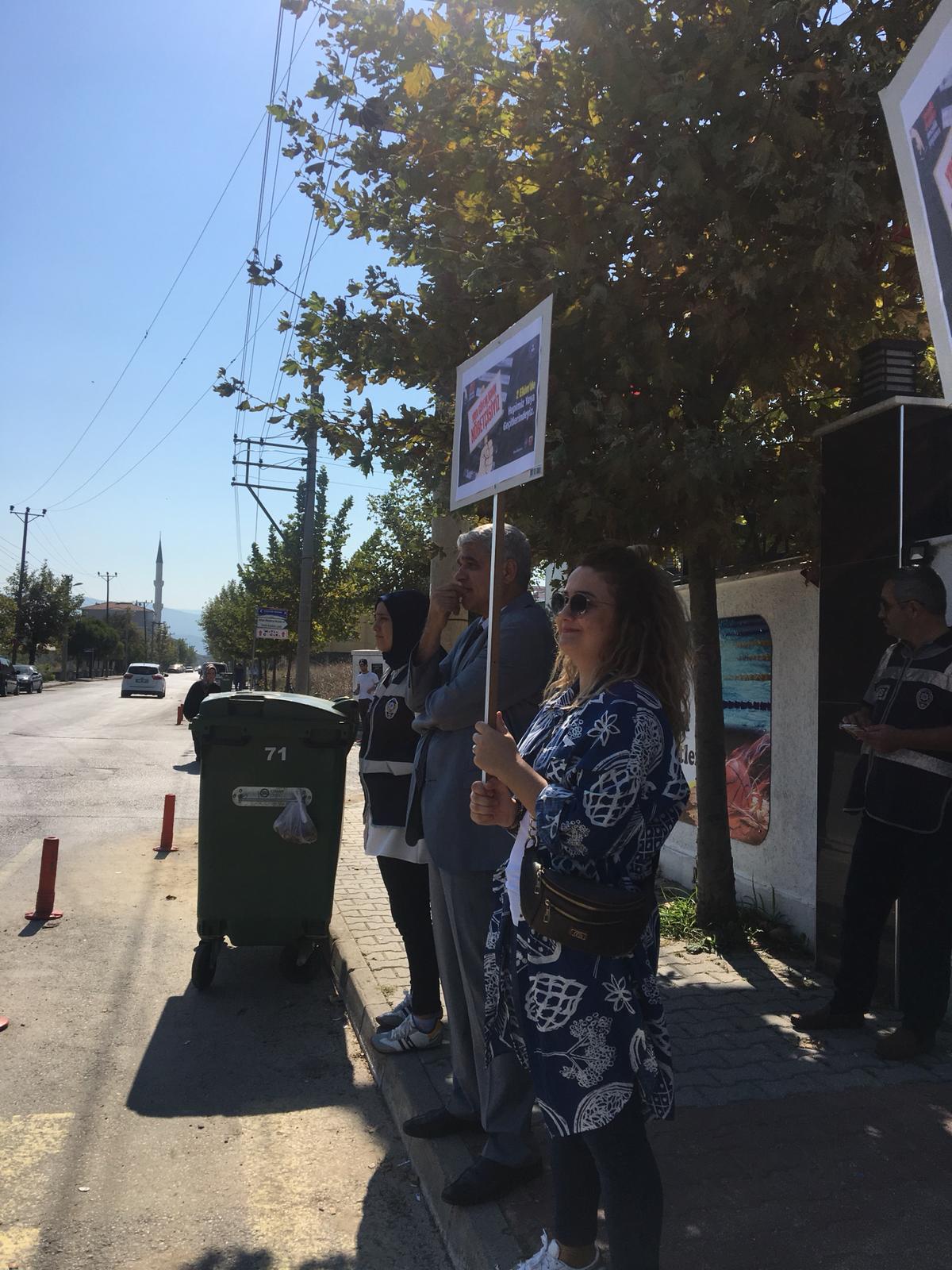 Trafikte yaya önceliğine dikkat çekmek amacıyla düzenlenen etkinliğe İl Müdürlüğümüz Personeli’de katıldı.