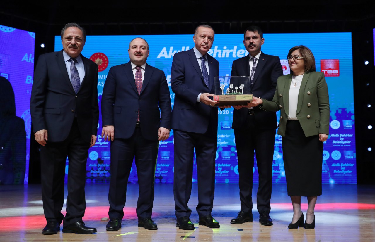 TÜRKİYE BELEDİYELER BAŞKANLIĞININ  DÜZENLEMİŞ OLDUĞU   (Akıllı Şehirler Kongre ve Sergisine)  İL MÜDÜRÜMÜZ PERSONELİ İLE KATILIM SAĞLADIK