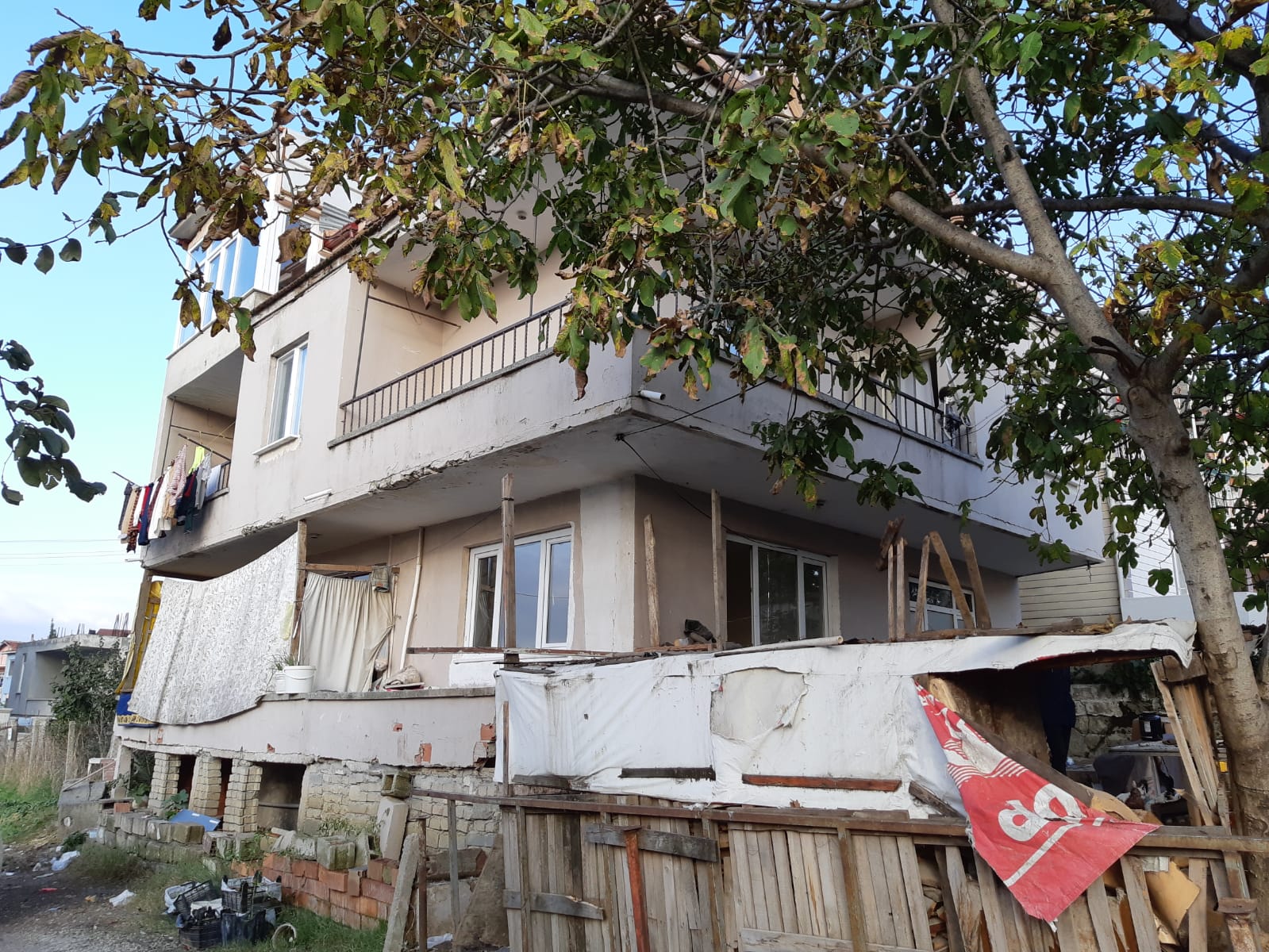 Yalova Merkezde Riskli Yapıları Yenileme Çalışmaları Devam Ediyor