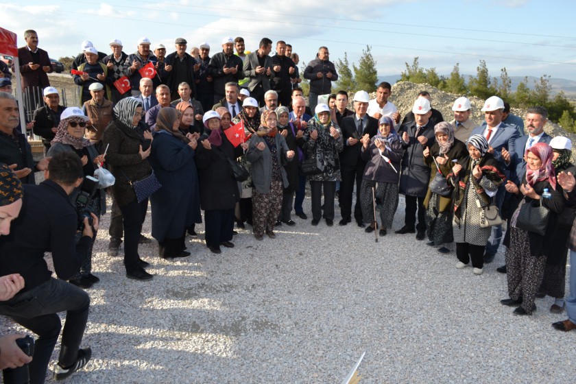 1100 İSKAN KONUTU YAPIMI BAŞLADI