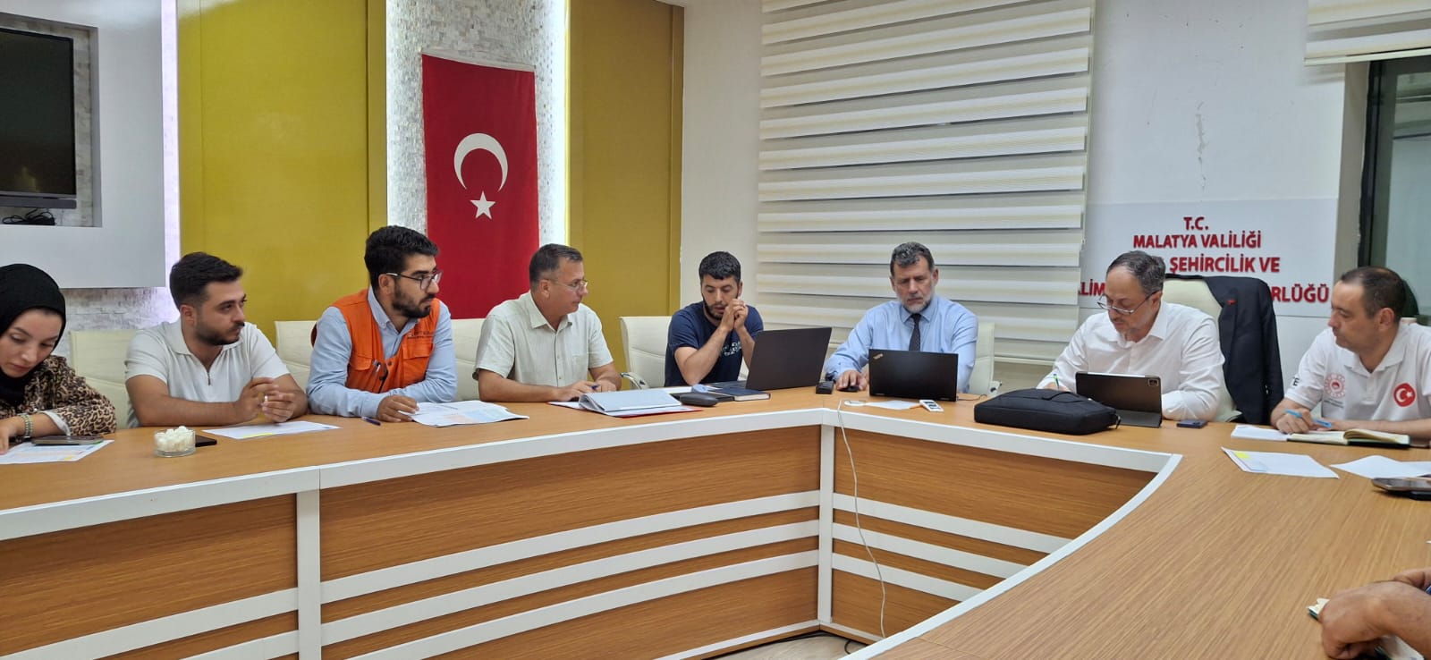 MALATYA'DA YAPIMI DEVAM EDEN KÖY EVLERİNE İLİŞKİN KOORDİNASYON TOPLANTISI GERÇEKLEŞTİRİLDİ