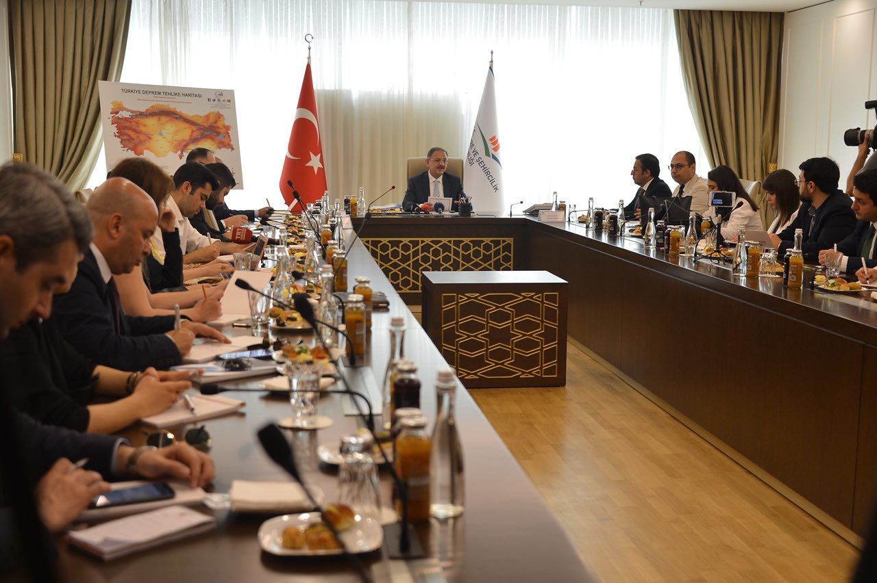 Bakan Özhaseki İmar Barışını Basın Toplantısında Anlattı