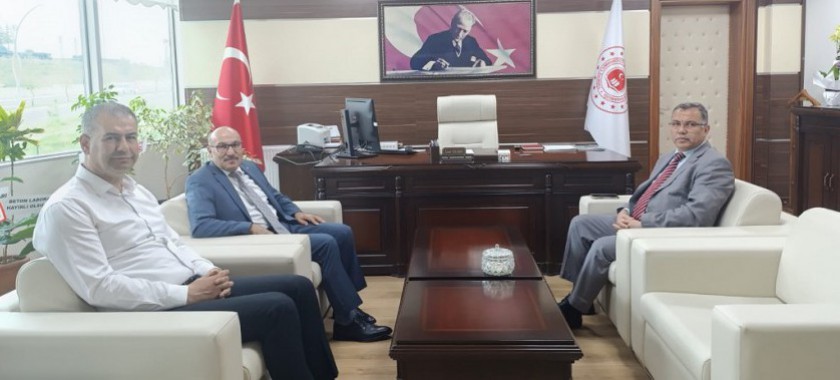 Yozgat İl Milli Eğitim Müdürü ve İl Milli Eğitim Müdür Yardımcısından İl Müdürümüze Hayırlı Olsun Ziyareti