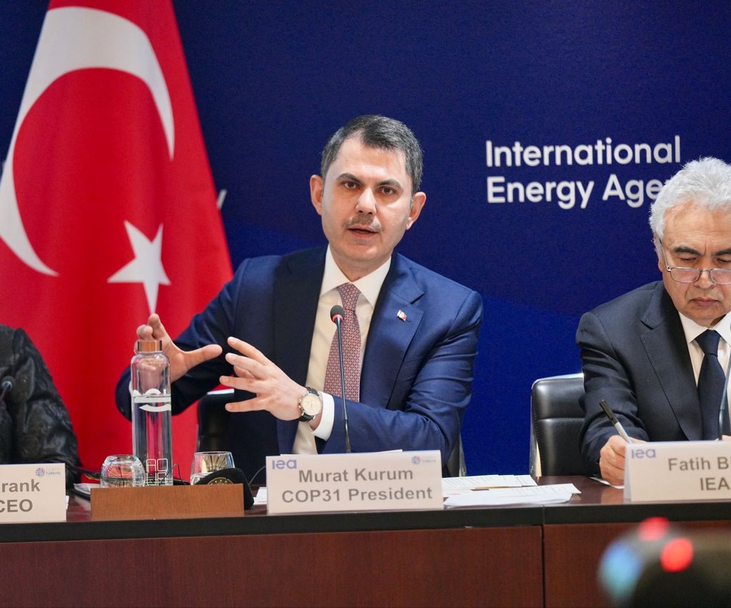 Bakanımız Sayın Murat Kurum Paris’te Enerji Dönüşümü Diyaloğu’na Katıldı