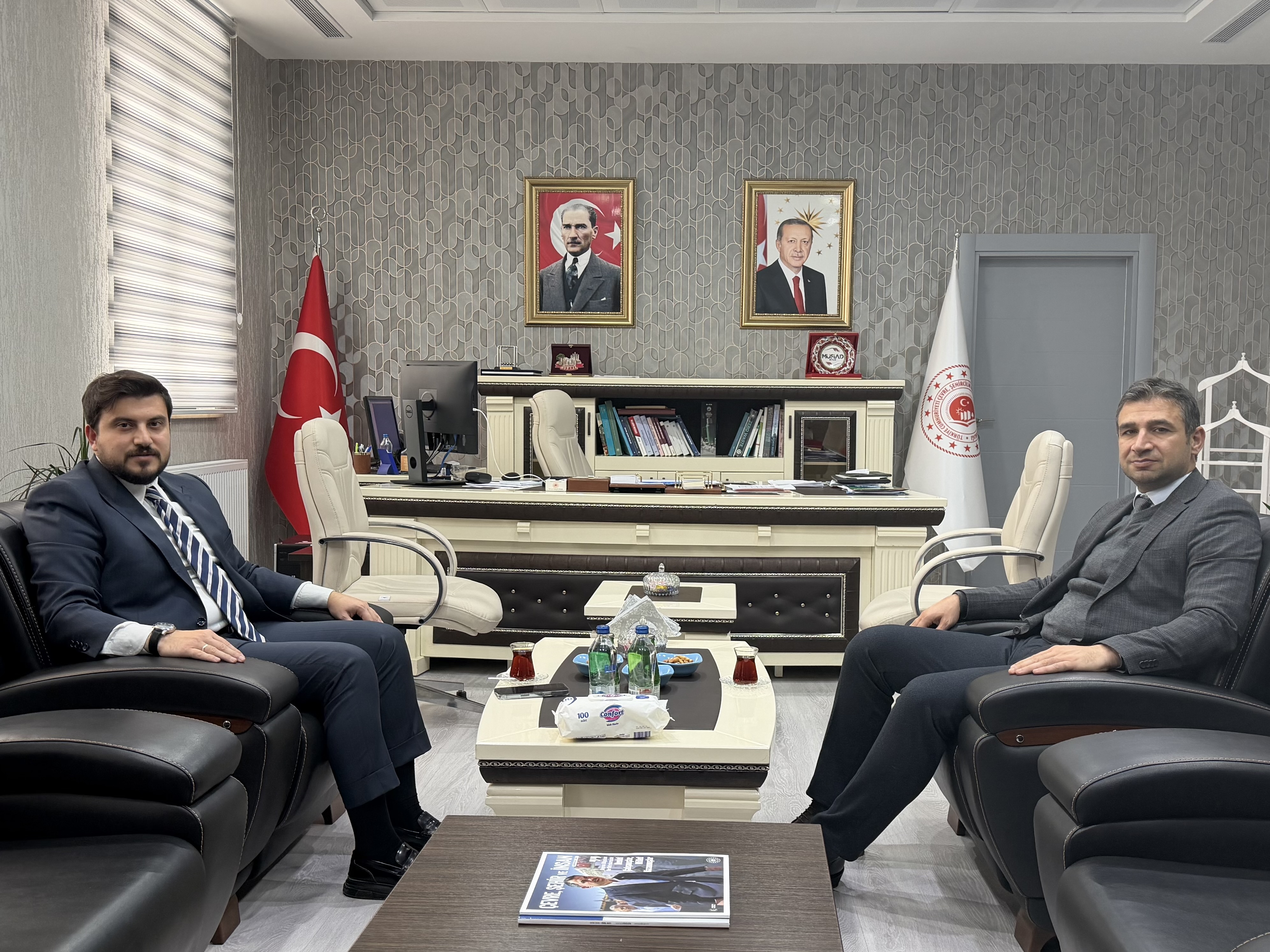 Adilcevaz Belediye Başkanı Abdullah AKBABA İl Müdürlüğümüze ziyarette bulundu.