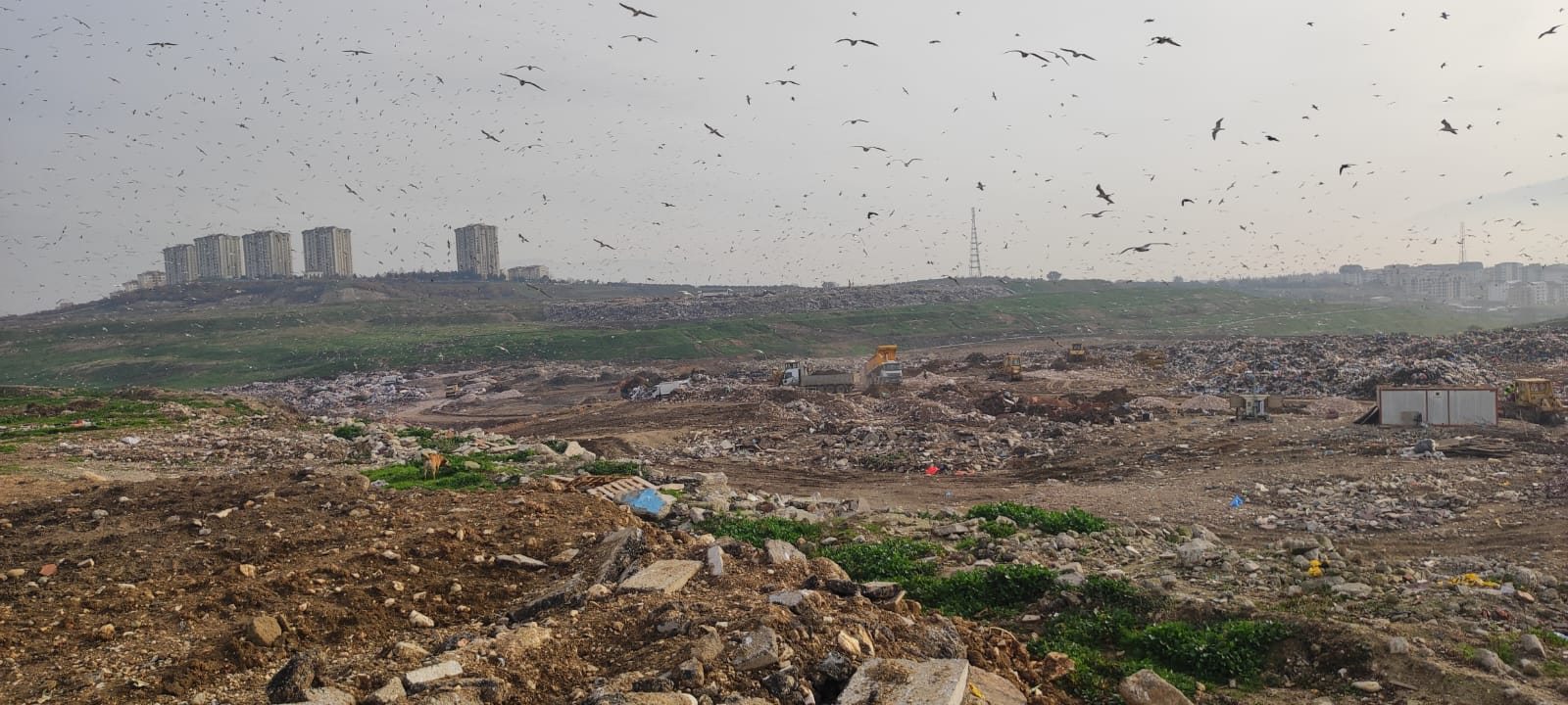 KATI ATIK TESİSİNDE VAHŞİ DEPOLAMA YAPAN BURSA BÜYÜKŞEHİR BELEDİYESİ’NE 1.8 MİLYON CEZA