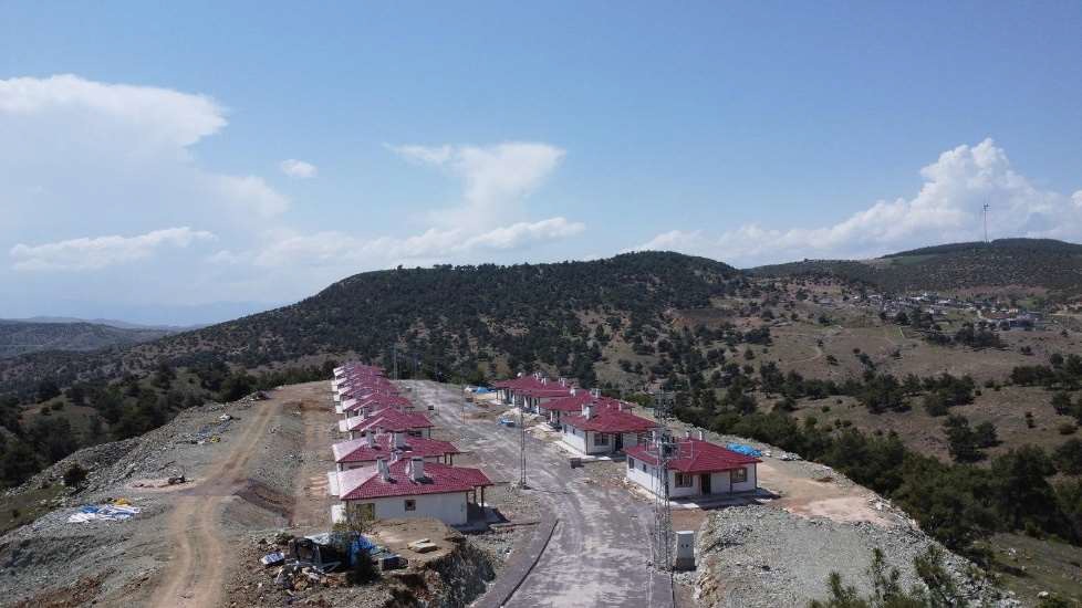 İslahiye: Hasanlök, Karakaya,Karapınar,Yeniceli,Yesemek,Zincirli;  Nurdağı:Demirler,Durmuşlar ve Şahinbey: Çimenli,Kabarcık,Kavşak'taki Kırsal Deprem Konutlarımızdan Görüntüler.