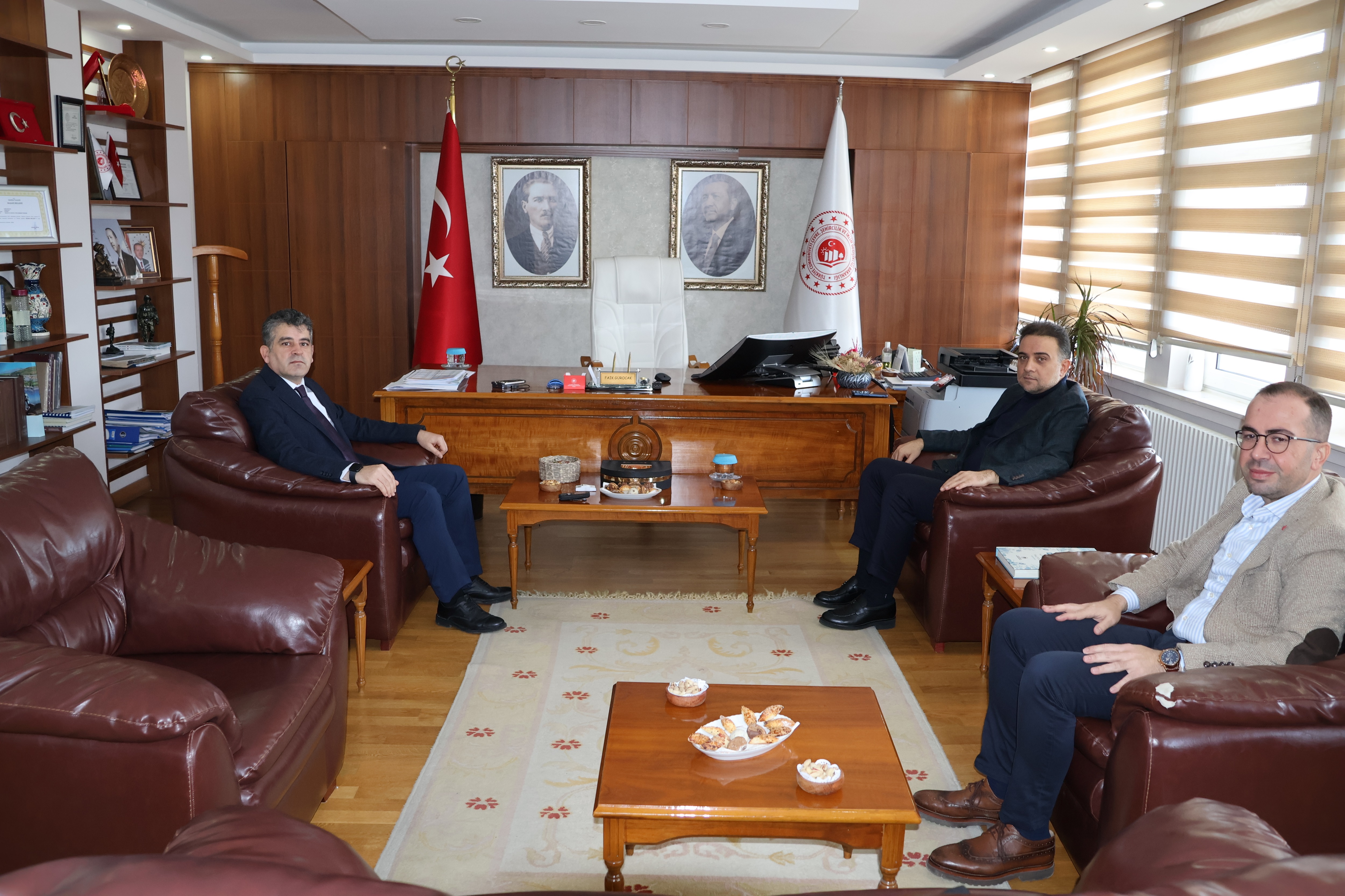 Manisa Milletvekili Sayın Murat BAYBATUR' un İl Müdürlüğümüze Ziyareti